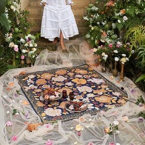 The Grand Feleur Picnic Rug.